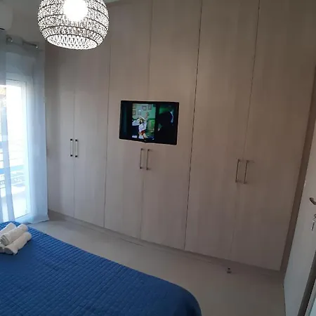Apartment Near The With Huge Private Terrace *