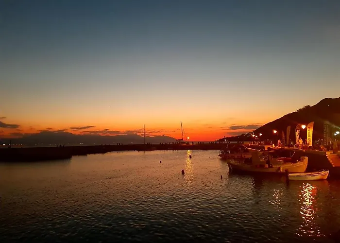 Near The With Huge Private Terrace *